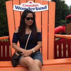 Meet your Posher, Thess vinoya